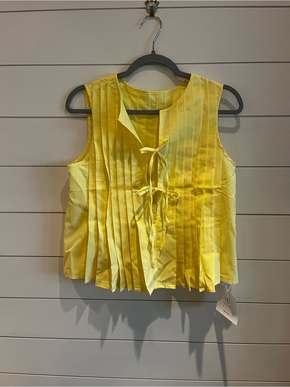 Pleated Tie-Front Sleeveless Top - Yellow